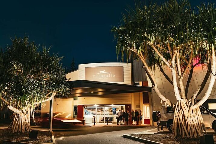 10+ Best Restaurants in Palm Beach | Top-Rated List!